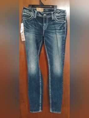NWT Silver Suki Skinny Jeand